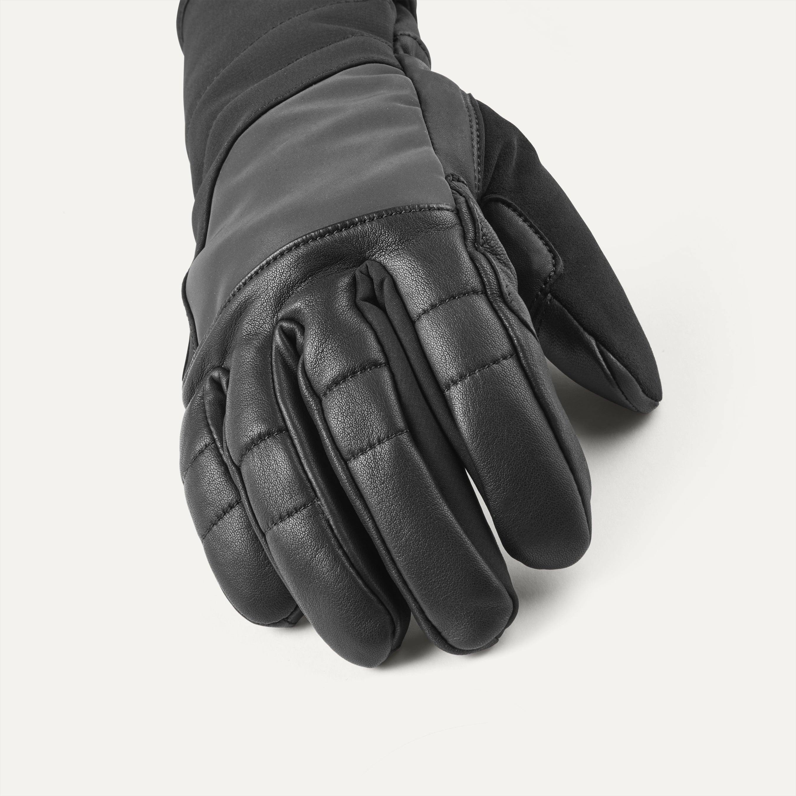 Sealskinz performance activity waterproof insulated gloves clearance
