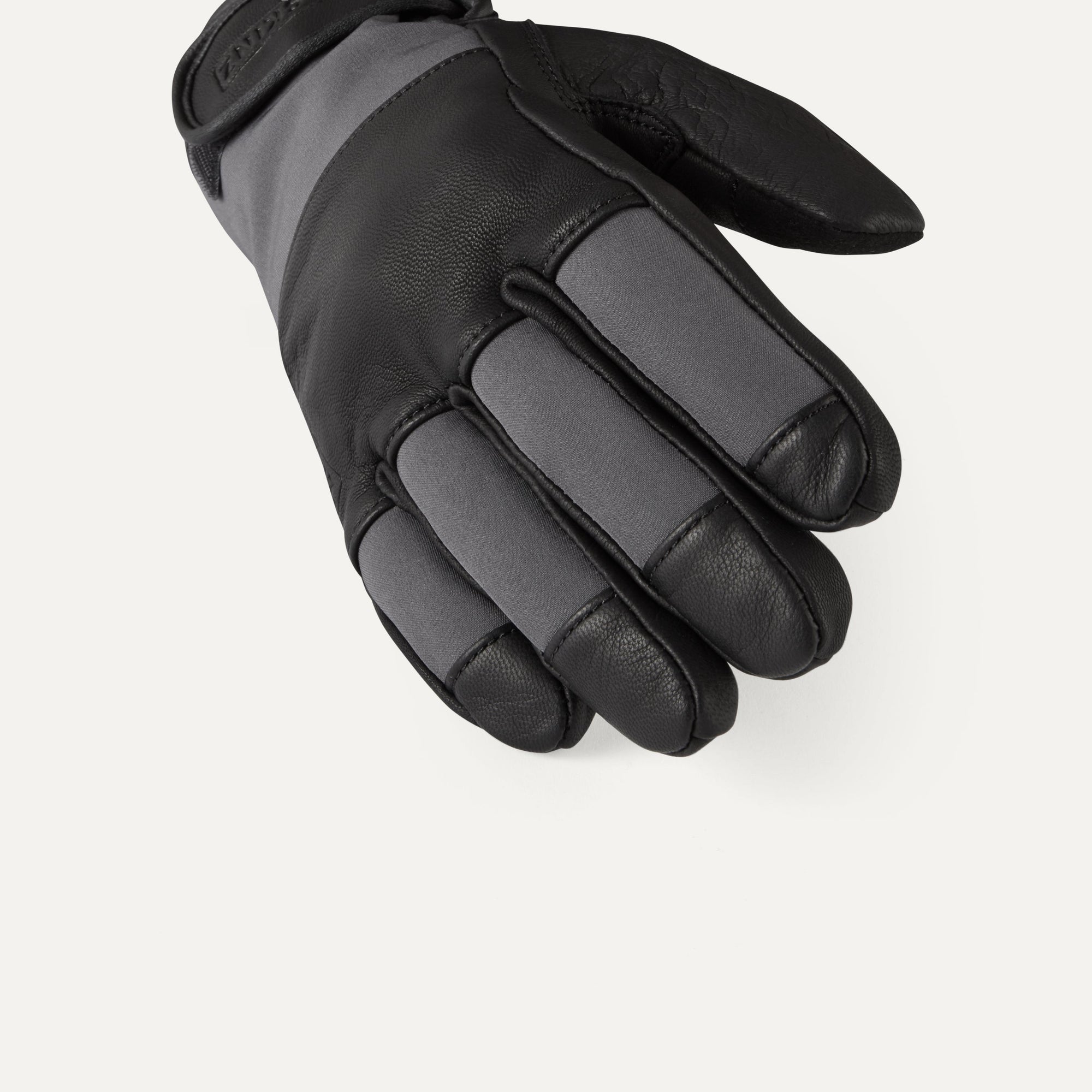 Waterproof Cold Weather Glove with Fusion Control™